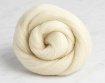 Revolution Fibers | Targhee Wool Top (Approx 0.5 lb / 8 oz) – 100% Natural Wool Perfect for Spinning, Weaving, Felting and Tapestry