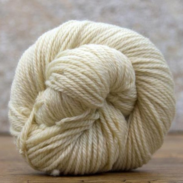 Revolution Fibers Undyed Blue Faced Leicester Wool Yarn Worsted (Aran) Weight | 100 Grams / 175 Yards | Perfect for Dying & Knititng