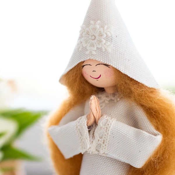 Fairy Figure praying, Meditation Gift, Gratitude Gift, Yoga Gift, Handmade Fairy Art Doll, Figurine for Decor