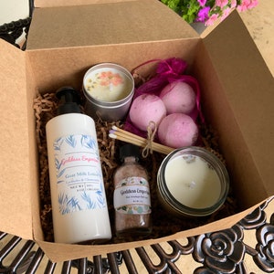 Luxury Goat Milk Lavender & Chamomile Self Care Spa Box Set