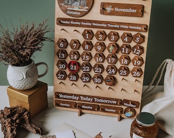 Wooden perpetual calendar for kids,Montessori classroom, homeschool learning, educational toys ,tool for toddlers, Preschool calendar