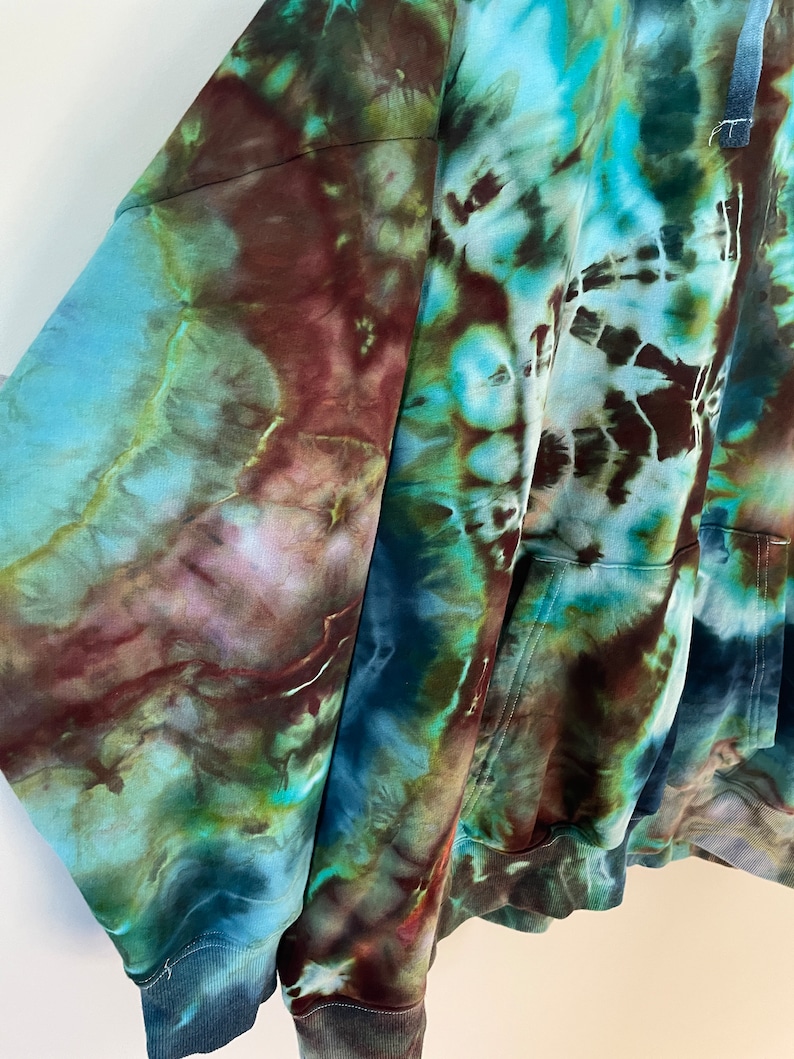 Made To Order Custom Ice Dye Hoodie, DEEP SEA, Tie Dye Hoodie, Geode Tie Dye Sweatshirt, Unisex Tie Dye zdjęcie 2