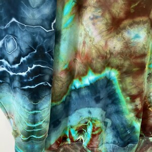 Made To Order Custom Ice Dye Hoodie, DEEP SEA, Tie Dye Hoodie, Geode Tie Dye Sweatshirt, Unisex Tie Dye zdjęcie 6