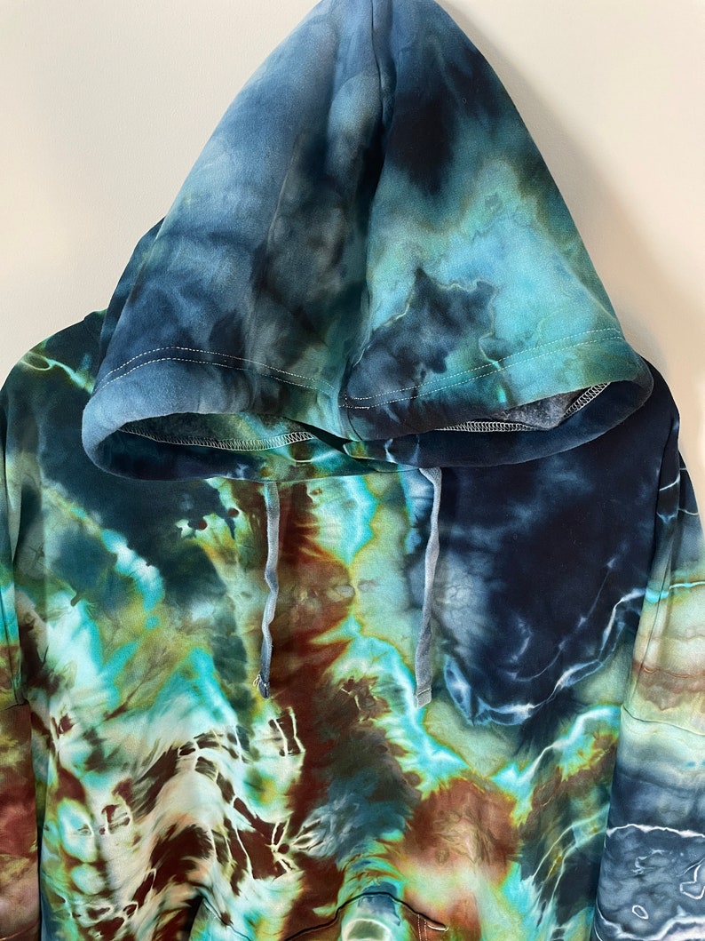 Made To Order Custom Ice Dye Hoodie, DEEP SEA, Tie Dye Hoodie, Geode Tie Dye Sweatshirt, Unisex Tie Dye zdjęcie 3