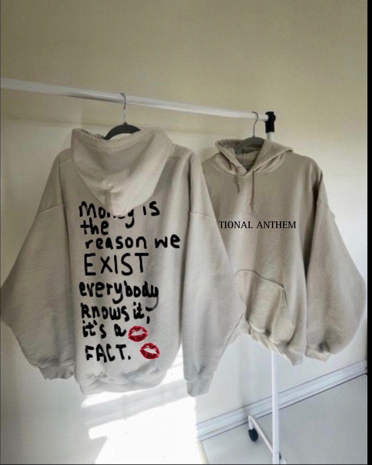 🛒🛒🛒🛒🛒#hoodie #theweekend #theweeknd #oneofthegirls #custom #rewor