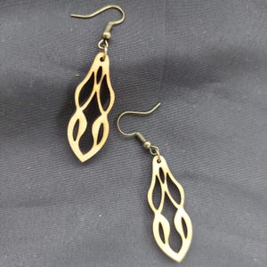 Earrings wood, wooden earrings, hanging earrings, wooden jewelry, hanging wooden earrings, walnut wood earrings, ornamental earrings