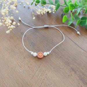 Macrame band, macrame bracelet, minimalist bracelet, bracelet with wooden beads, friendship bracelet, adjustable bracelet