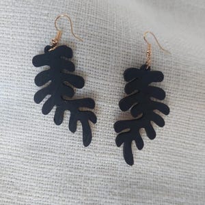Wooden earrings, wooden earrings, black earrings, black earrings, drop earrings, wooden jewelry, stainless steel wooden earrings, leaf earrings