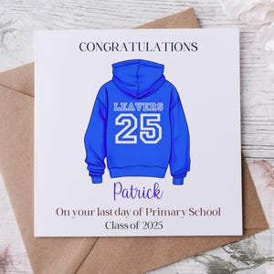 Personalisierte Grundschulabschlusskarte, Grundschulabschlusskarte, Gymnasium, Sekundarschulabschlusskarte, Klasse von 2025, Schulabgänger Hoodie