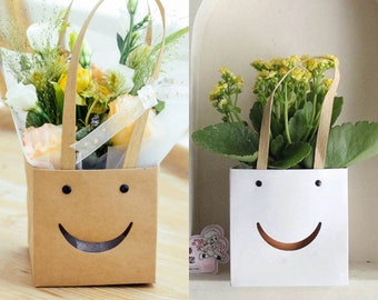 5 Pcs Premium Paper Gift Bags with Window,Kraft Paper Shopping Bags with Handle for Birthday Wedding Party Florist Christmas Packaging