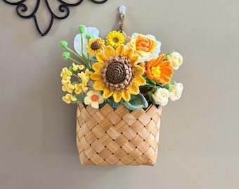 Crochet Flower Basket Wall Hanging, Handmade Woven Basket with Knitted Flowers, Home Decor, Boho Wall Art, Desk Floral Arrangement Gift