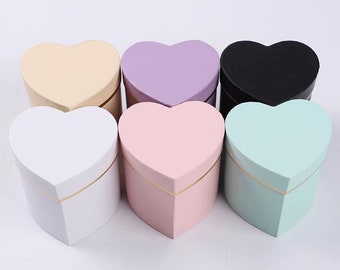 5 Heart Shaped Gift Boxes: Floral Arrangement with Gold Edge