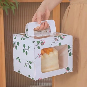 20 PCs 5.5’’Lx5.5’’Wx4.5&quot;H Mini Cake Boxes with 10 PCs Cake Boards.Cute Floral Cake Carrier with Clear Window and Handle,Cake Containers