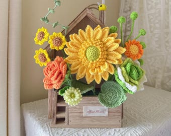 Ramo de flores de ganchillo hecho a mano con casita de madera / Decoración floral para colgar en la pared / Decoración del hogar / Idea de regalo hecha a mano / Arte floral para la pared