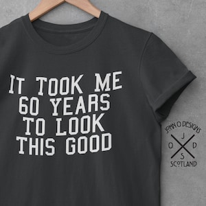 60esimo t-shirt compleanno divertente mamma papà nonno nonna papà gran nonna carta vecchio uomo maglietta maglietta uomo donna adolescenti unisex regalo presente