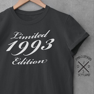 30th T-shirt birthday born in 1992 1993 for him and her Boyfriend Girlfriend Husband Wife Bday Mens Womans Unisex Tee Top Shirt Present gift