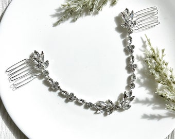 Silver diamanté flower hair comb | elegant rhinestone hair pin | crystal bridal bridesmaid wedding hair accessories | prom party christening