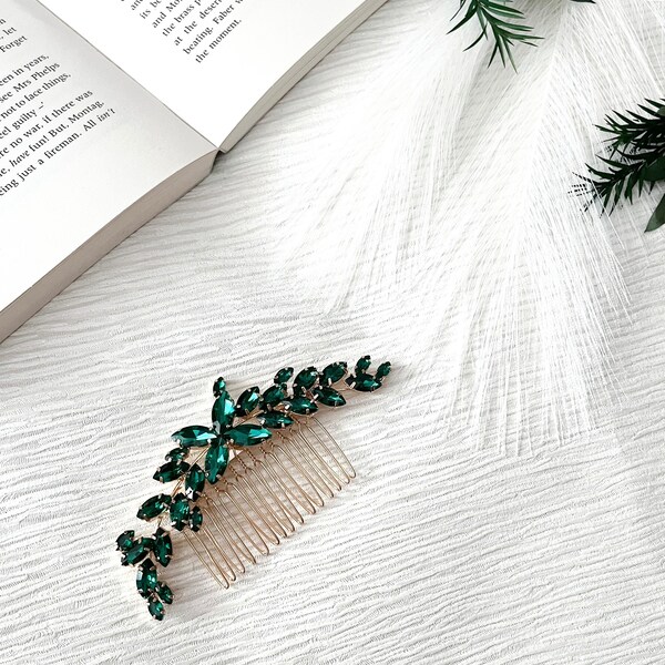 Crystal Emerald Hair Comb | Delicate Wedding Hair Pin, Bridal hair Piece | Rhinestone Hair Jewellery | Party Prom Graduation Accessories