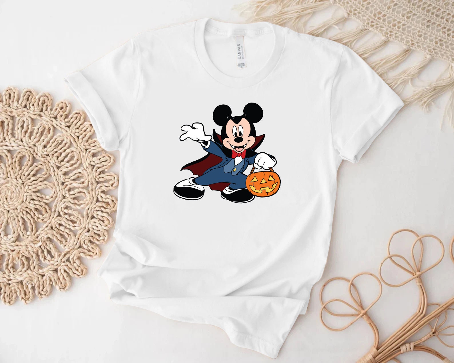 Discover Disney Halloween Mickey Vampir T-Shirt
