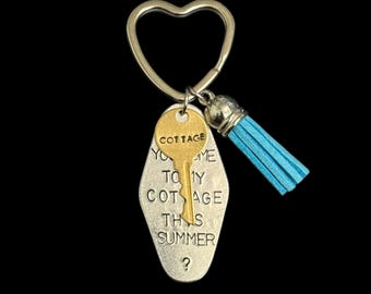 Heiße Rivalität inspiriert Schlüsselanhänger - Hollanov - I'm Coming to the Cottage - Bookish Cottage Schlüsselanhänger - Enemies to Lovers - Geschenk für Hockeyliebhaber
