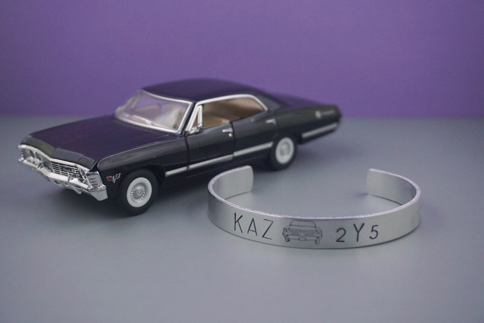 Supernatural Chevy Mpala SS Con Dean 1:24 Jada Toys - YouTube - Foto 9