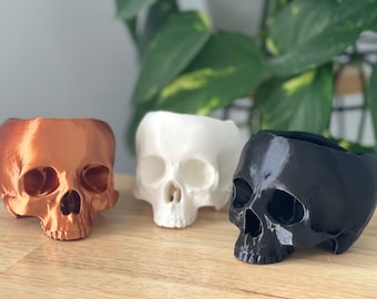 Mini Skull Planter: 3D Printed Eco-Friendly Succulent Pot