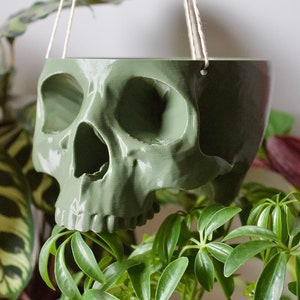 Hanging Skull Planter Small Hanging Pot Halloween Decor Succulent Planter Trailing Succulent Planter Eco Friendly 3D Printed Olive