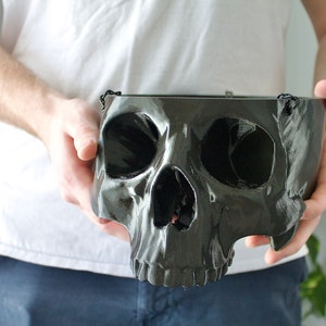 Mega Hanging Skull Planter | Hanging Skull Pot | 3D Printed | Skull Flower Pot | Goth Decor | Cottagecore | Halloween Decor | Spooky Planter