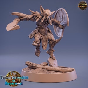 Goblin Jauk Stomper | Goblin Warrior Fighter | Unpainted Resin Model 32mm scale Tabletop Wargaming Fantasy RPGs D&D Goblin Miniature