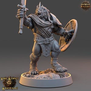 Daybreak Miniatures King Goldenmane | 32mm scale Miniatures | Kings of Karmaaz | Beastmen | Half Lion Human | Tabletop Fantasy Wargaming |