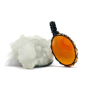 Carnelian Necklace - crystal macrame necklace - carnelian jewelry - carnelian crystal - carnelian pendant - unique crystal necklace