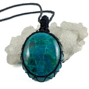 Chrysocolla Macramé Necklaces - chrysocolla pendant - chrysocolla jewelry - chrysocolla crystal - healing crystal - coho necklace