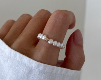 14k Gold Filled Ball Ring, Simple Beaded Pearl Ring,  Stackable Everyday Rings, Dainty Pearl Ring, Real Baroque Pearl rings, Gift for her