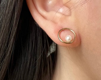 Boucles d’oreilles Circle Akoya Pearl Stud, Boucle d’oreille Dainty Gold Everyday wear, Boucles d’oreilles Mini AK Pearl, Boucles d’oreilles en perles d’eau douce blanches naturelles