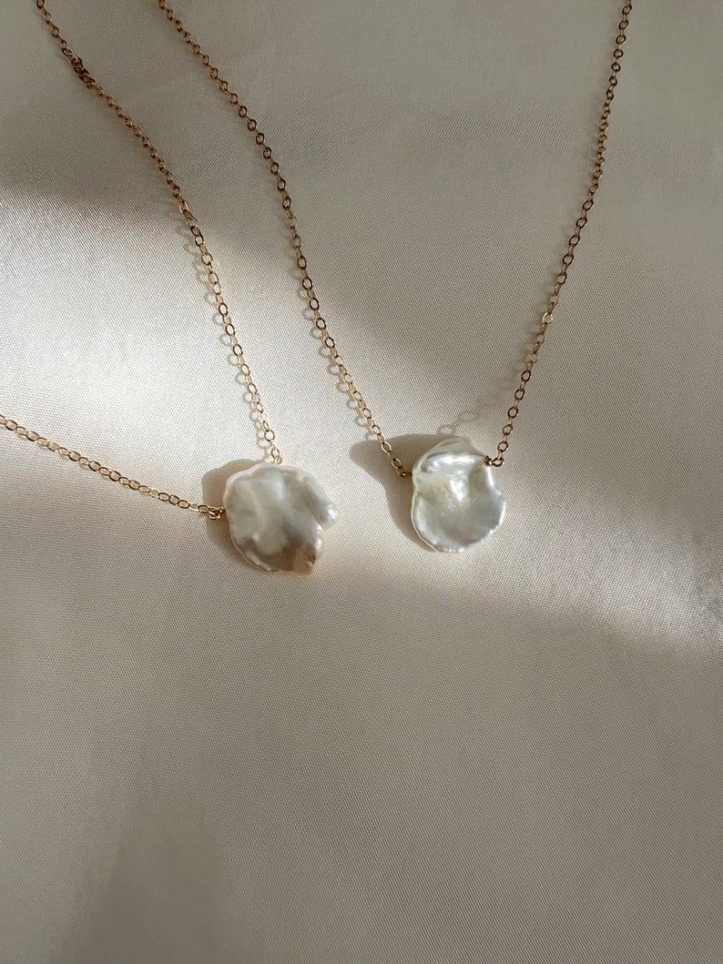 Pearl 14K Gold Necklaces, Layered Dainty Necklaces, Delicate Natural Pearl Necklaces, Freshwater Pearl Pendant Necklace, Gift for her image 3
