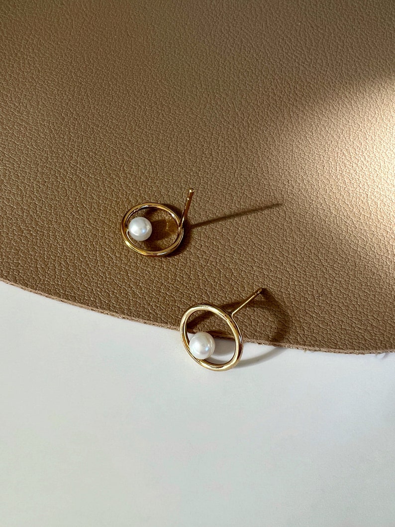 Circle Akoya Pearl Stud Earrings, Dainty Gold Everyday wear Earring, Mini AK Pearl Earrings, Natural White Freshwater Pearl Earrings image 3