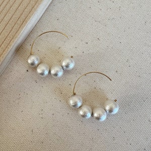 FINAL SALE Cotton Pearl 14K Gold Earring, 14K Gold Pearl Hoop Earring, Dainty Pearl Drop Earrings, Cotton Pearl Earrings, Minimalist Earring image 2