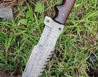 Hand Forged Tanto Knife,  Damascus Steel Blade, Full Tang with Rose Wood Handle and leather sheath,