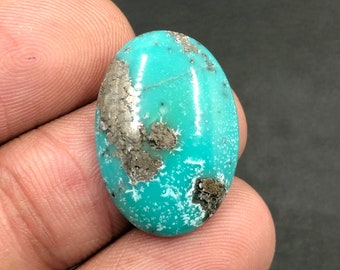 Morenci Turquoise Cabochon... Oval Cabochon... 22x16x4 mm... 8 Cts...A#M6233