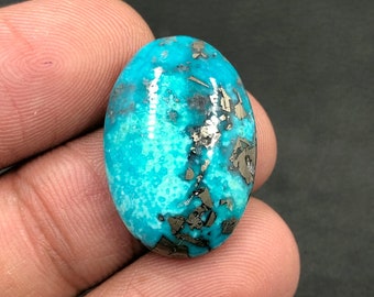 Morenci Turquoise Cabochon... Oval Cabochon... 23x16x5 mm... 16 Cts...A#M6236