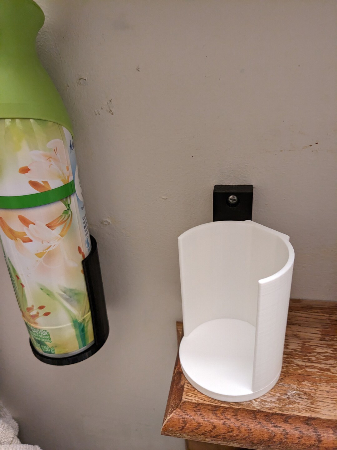 FEBREZE Wall Mount for Freshening up Your Space ??? TOILET Air Freshener ...