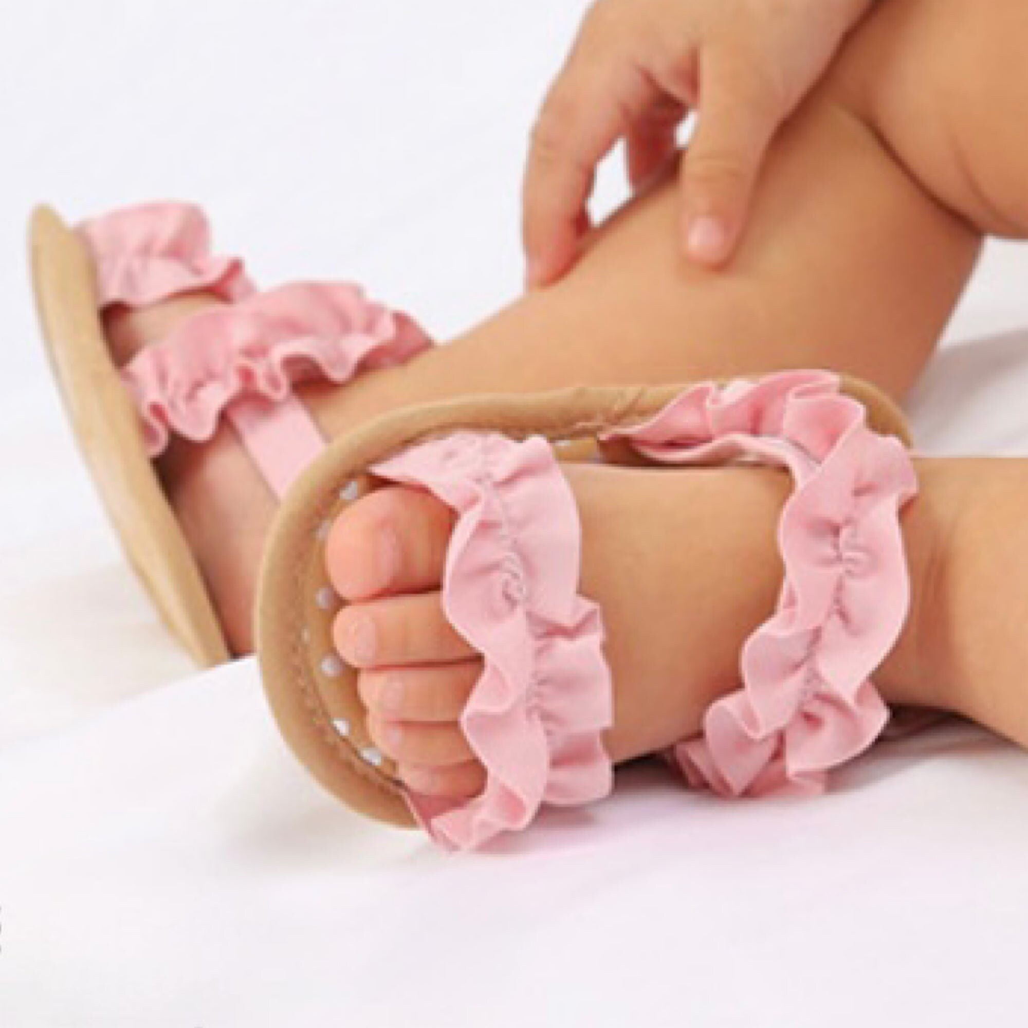 Bellocasa Infant Baby Sandals for Girls Summer Beach Sparkly Tassel Princess Flat Non Slip First Walkers Newborn Crib Shoes 