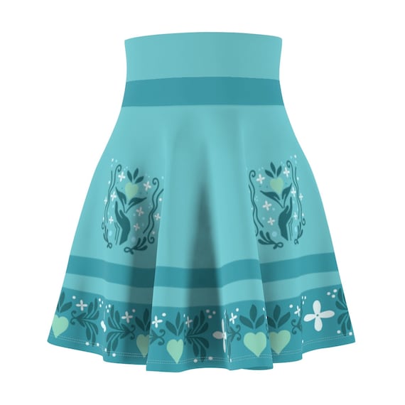 Transform this plain overall skirt wuth me to an amazing bluey themed