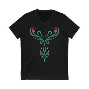 Frozen Anna inspiriert - Reiseoutfit - Disney Bounding - Unisex Jersey Kurzarm T-Shirt mit V-Ausschnitt