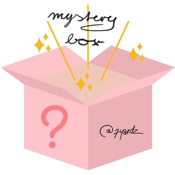 MYSTERY PLUSHIE(S) BOX