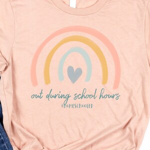 Out während der Schulstunden Shirt, #homeschooled Shirt, Homeschooler Shirt, Hausschulleben, Homeschool Teen Shirt, Geschenk für Homeschooler