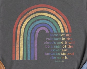 Maglietta cristiana arcobaleno a sette colori con Genesi 9:13, maglietta cristiana arcobaleno con versetto biblico, maglietta con la promessa di Dio