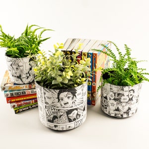 Manga Page Plant Pot: Dmn Slyr *Various Sizes Available*