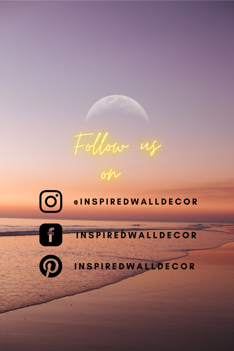 Puede incluir: Una puesta de sol sobre el oc&eacute;ano con una luna creciente en el cielo. El texto dice "Follow us on" con iconos de redes sociales y nombres de usuario para Instagram, Facebook y Pinterest: @inspiredwalldecor, inspiredwalldecor, inspiredwalldecor.