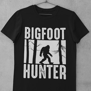 Bigfoot Hunter svg, sasquatch svg, yeti svg, bigfoot clipart, big foot svg, bigfoot silhouette,Svg Files For Cricut,Files For Commercial Use